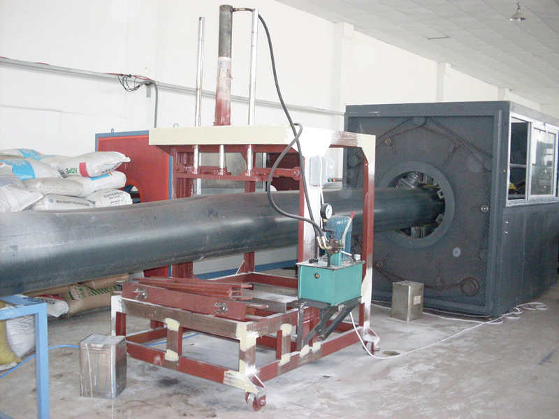 Linea di produzione di tubi per la conservazione del calore con metodo One Step in HDPE