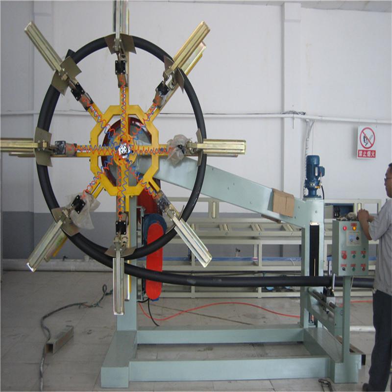 Linea di estrusione tubi in PE
